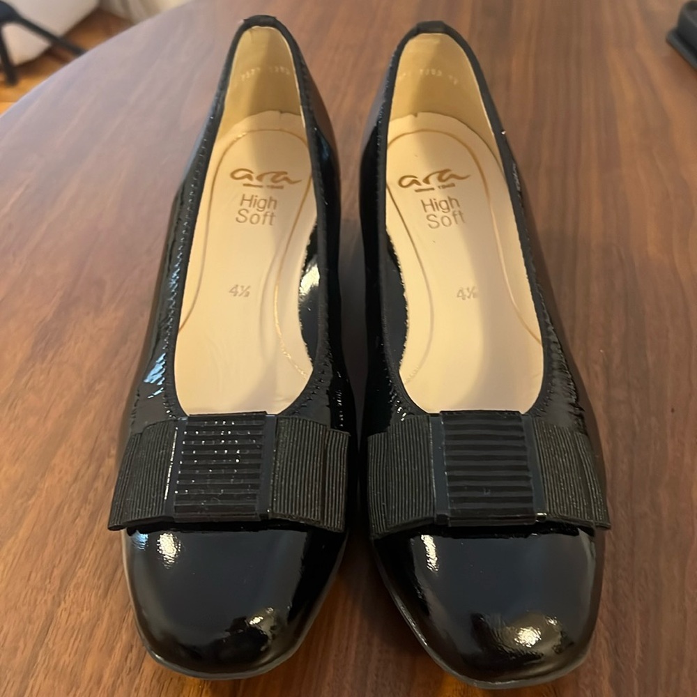 Ara Pumps